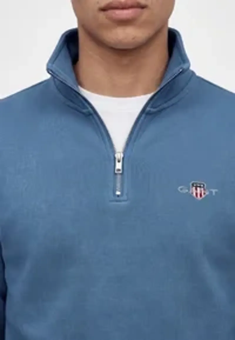 Gant Reg Shield Half Zip Sweat in Horizon Blue-5