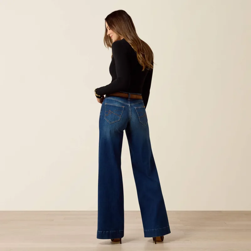 Ariat High Rise Vilma Ultrastretch Wide Leg Jeans in Norwalk-2