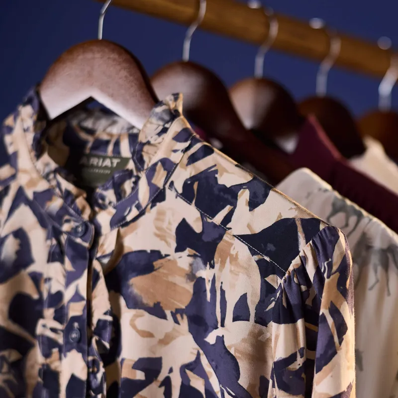 Ariat Cricklade Blouse in Navy Coincide Print-5