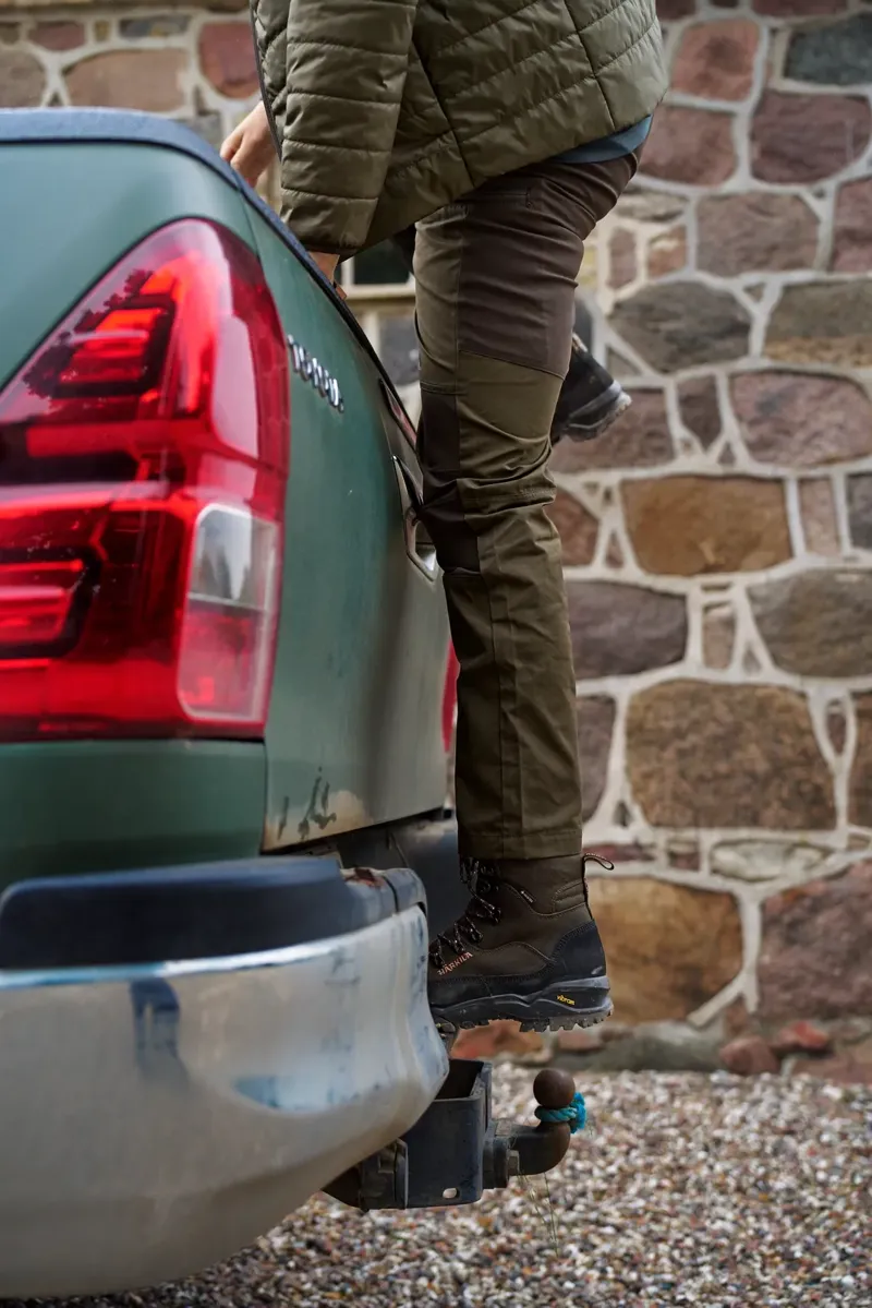 Harkila Fjell Trousers in Willow Green/Shadow Brown-6