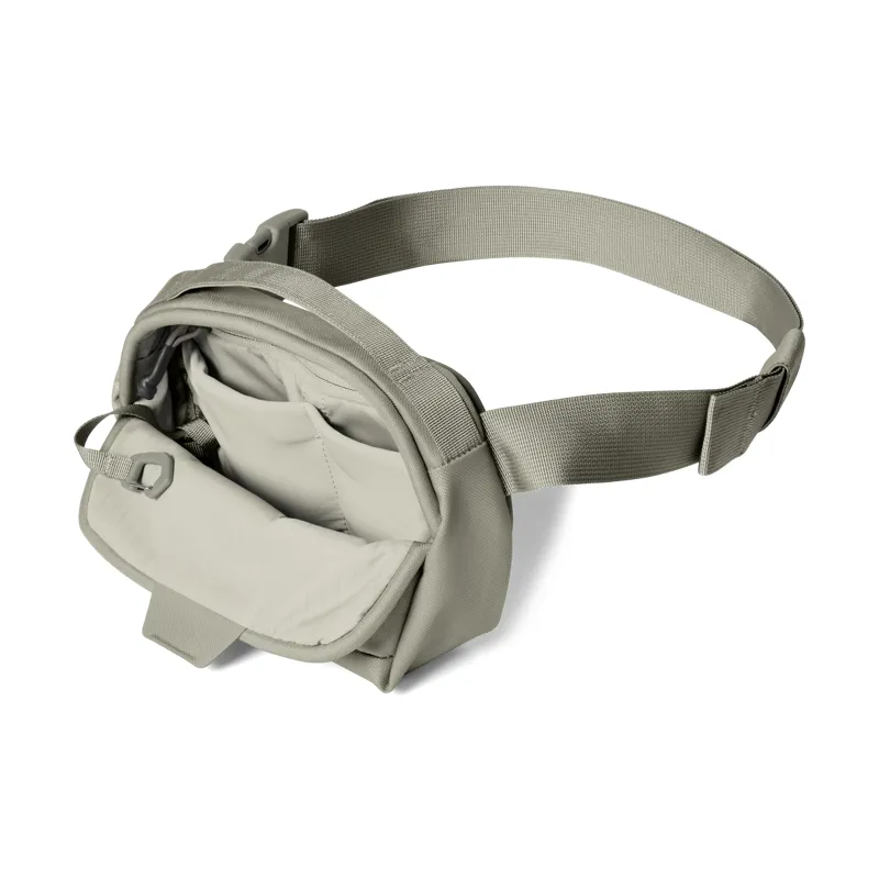 Yeti Ranchero Crossbody 1L in Pampa Light Green-1