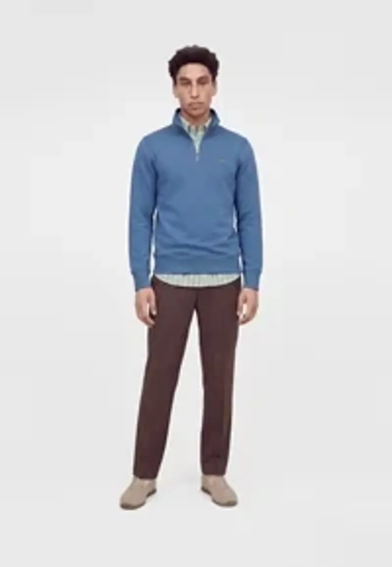Gant Reg Shield Half Zip Sweat in Horizon Blue-2