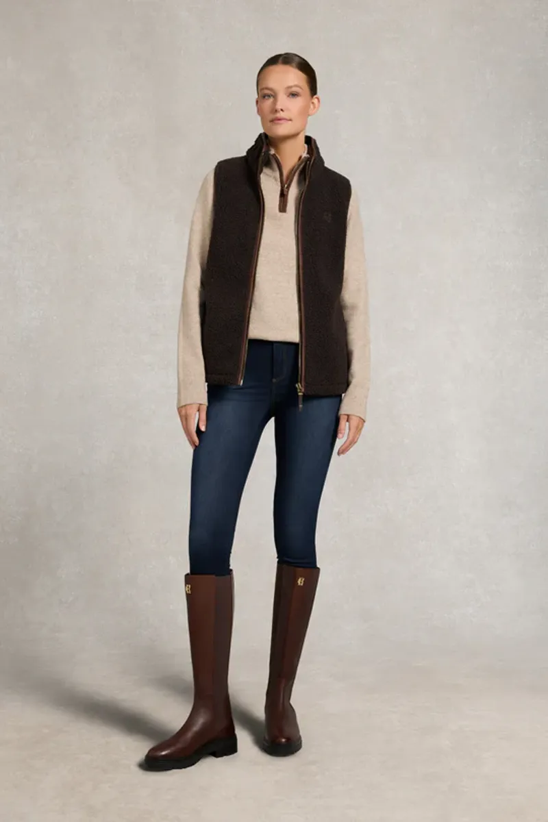 Holland Cooper Country Fleece Gilet Chocolate Borg-1