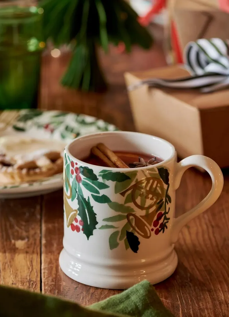 Emma Bridgewater Bring In The Green 1/2 Pint Mug-4