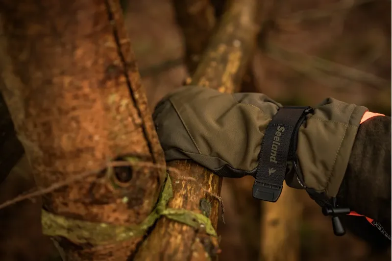 Seeland Trigger Fold-Back Gloves in Pine Green-3