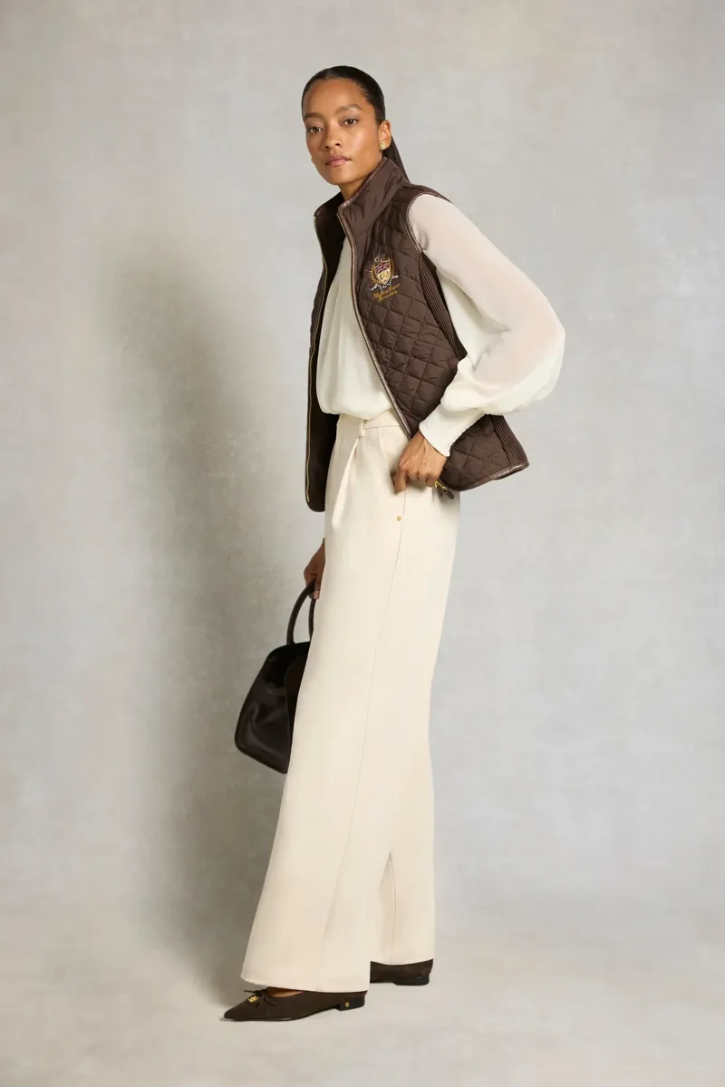 Holland Cooper Boughton Diamond Quilt Gilet in Walnut-5
