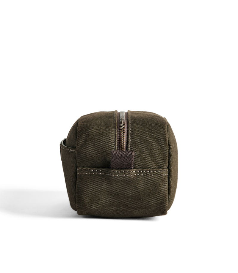 RM Williams Barrenjoey Toiletry Bag in Dark Khaki-3