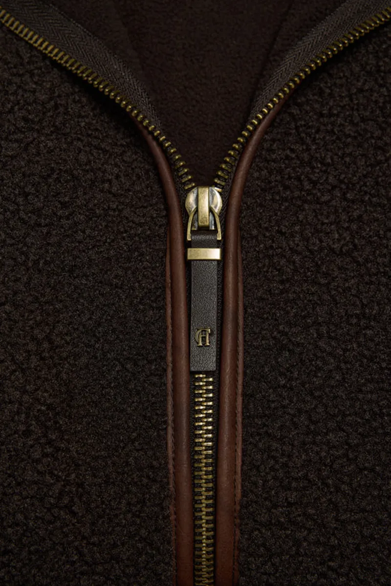 Holland Cooper Country Fleece Gilet Chocolate Borg-6
