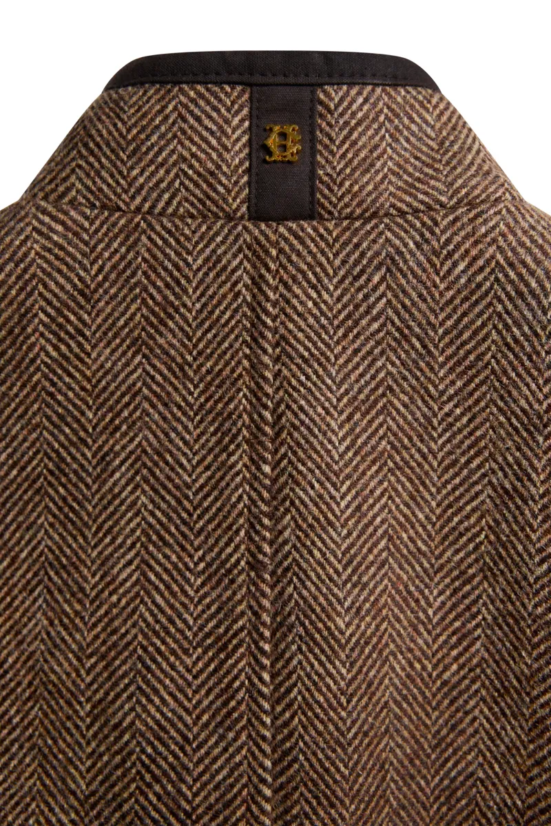 Holland Cooper Country Classic Tweed Gilet in Large Scale Brown Herringbone-8