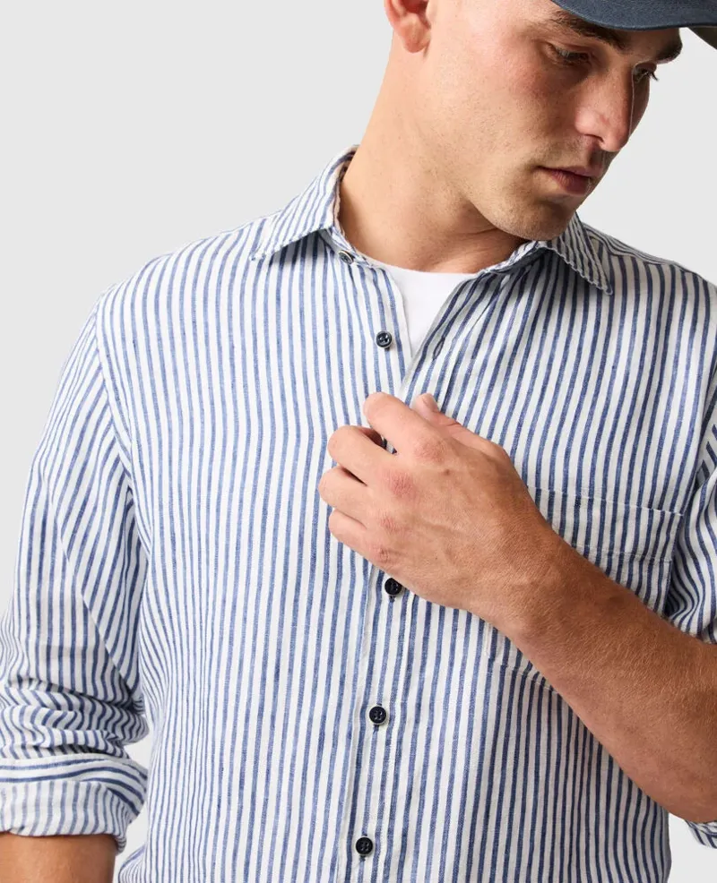 Rodd and Gunn Port Charles Linen Shirt Deep Ocean-3