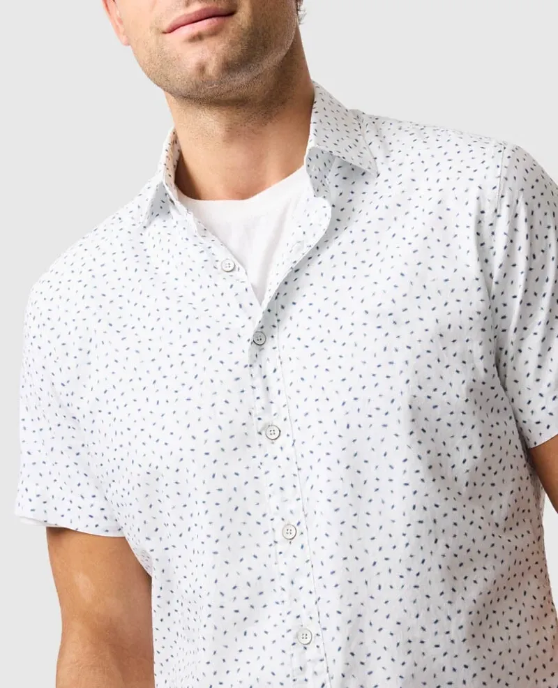 Rodd and Gunn Raview Sports Fit Short Sleeve Shirt in Blanc-2