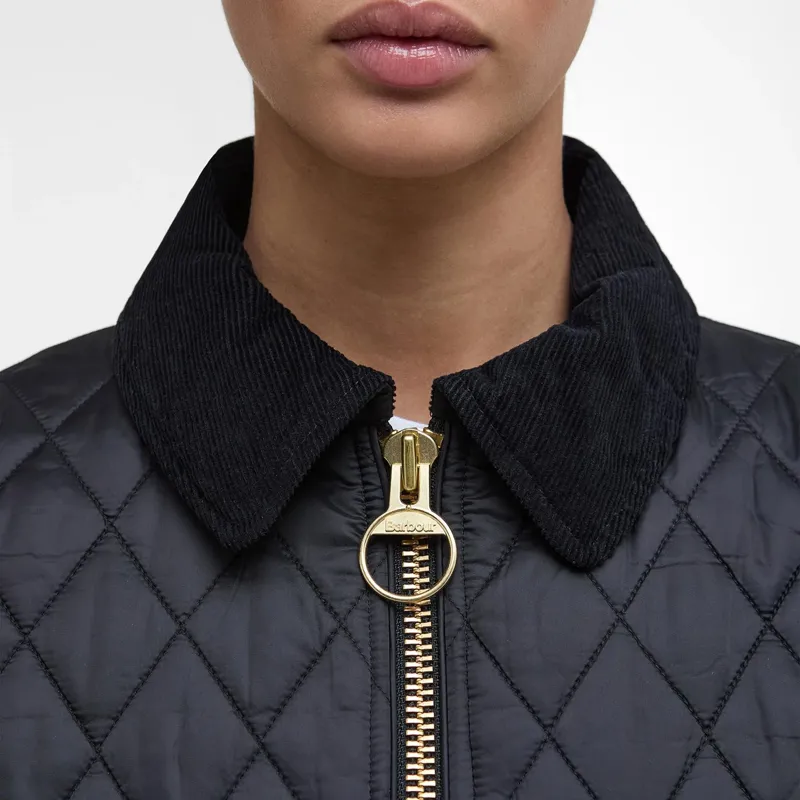 Barbour Beadnell Fitted Quilted Jacket in Black/Classic-4