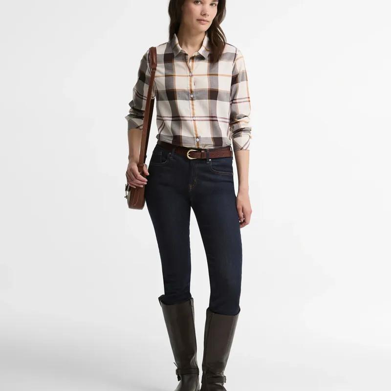 Barbour Moorland Relaxed Long-Sleeved Shirt in Ecru Muted Tartan-5