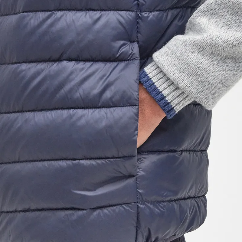 Barbour Bretby Puffer Gilet in Navy-6