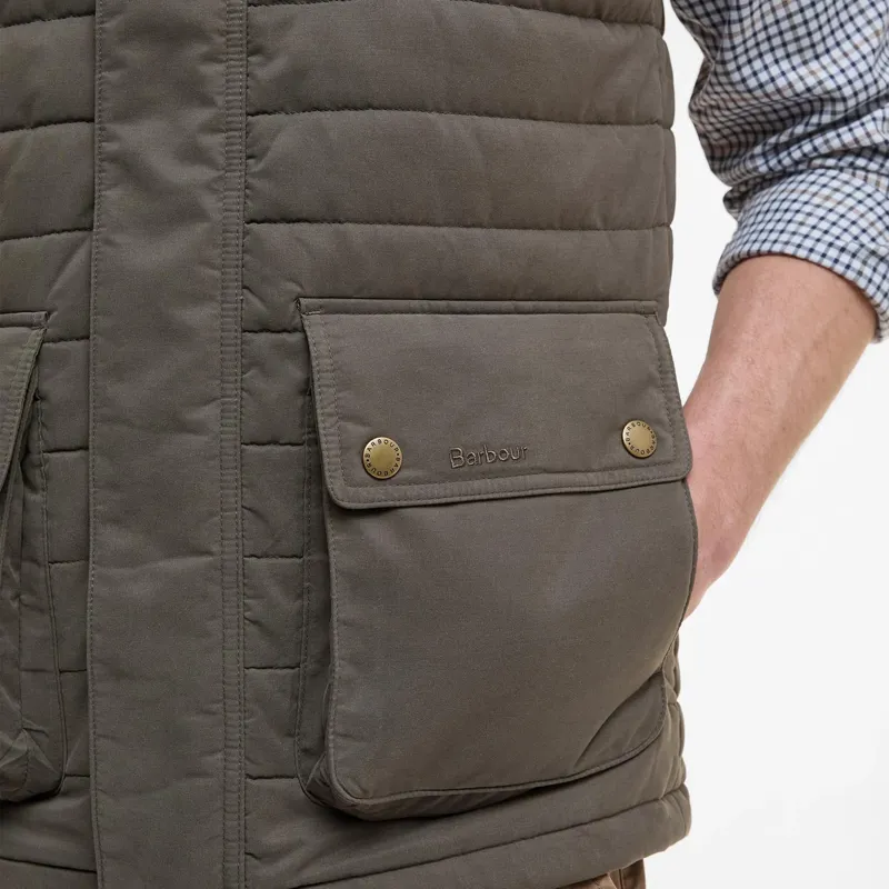 Barbour Bradford Gilet in Forest-7