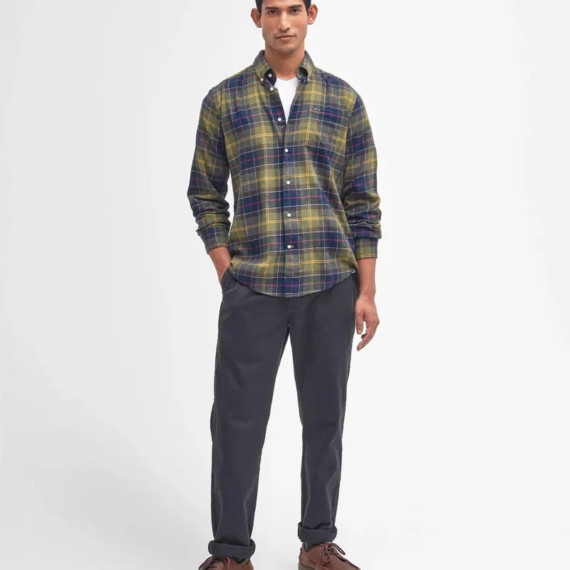 Barbour Fortrose Tailored Long-Sleeved Shirt in Classic Tartan-2