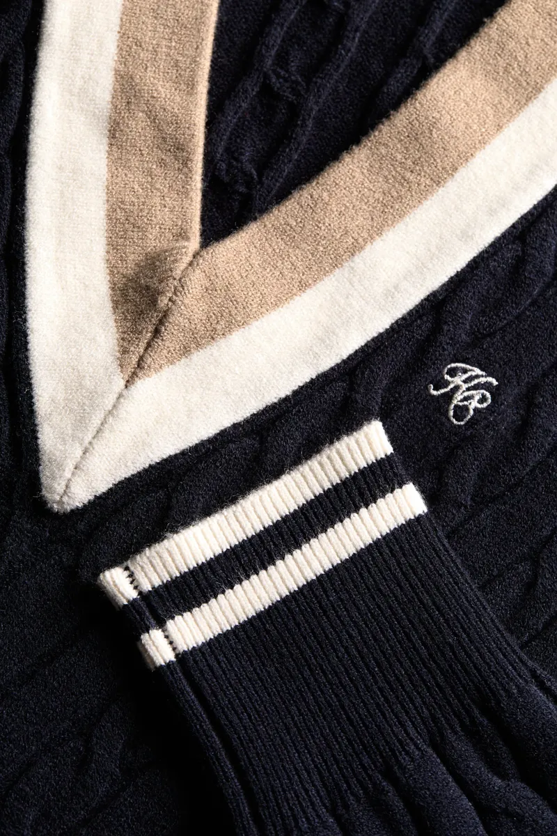 Holland Cooper Melissa V Neck Knit Ink Navy-5