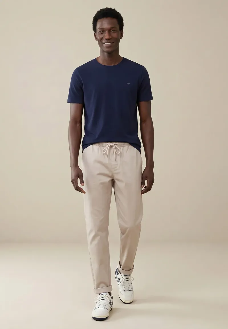 Fynch-Hatton O-Neck T-shirt in Navy-4