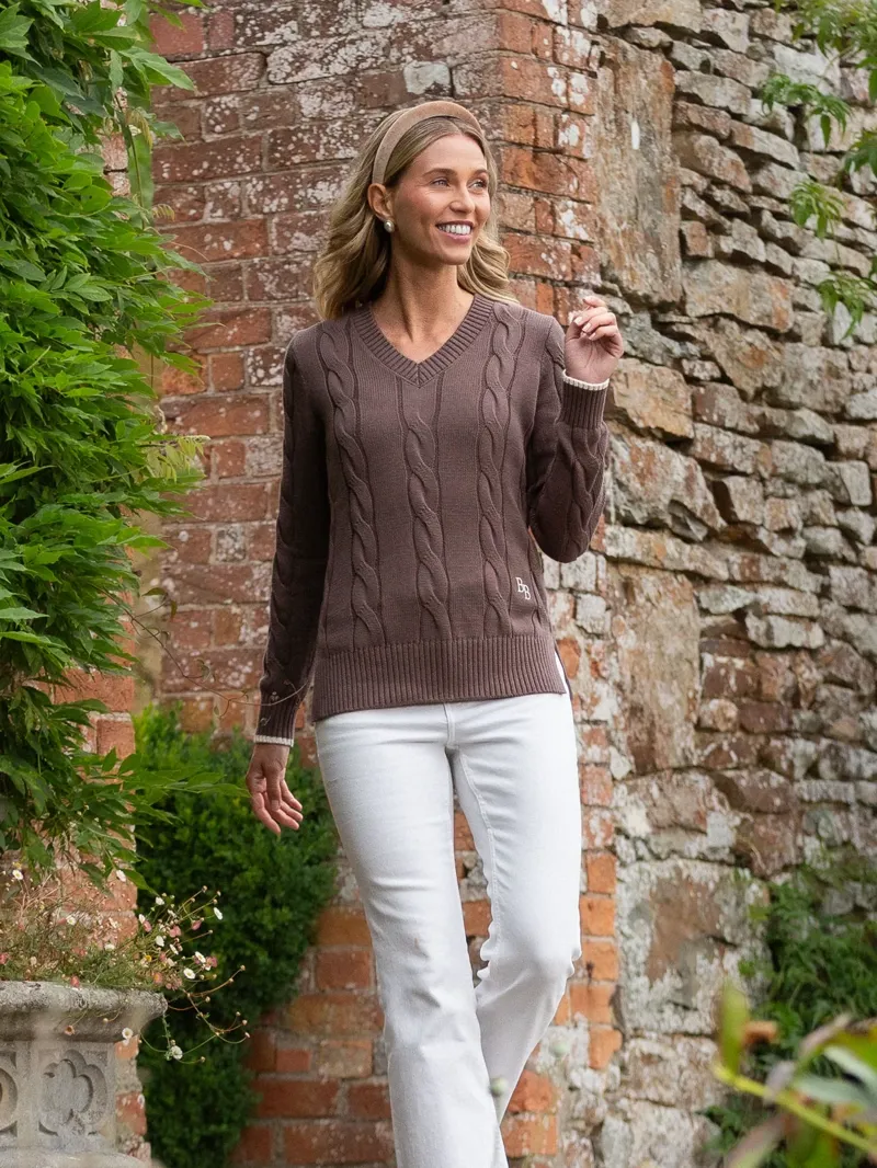Beaumont and Bear Women's Collaton Cable Knitted Jumper in Otter-2