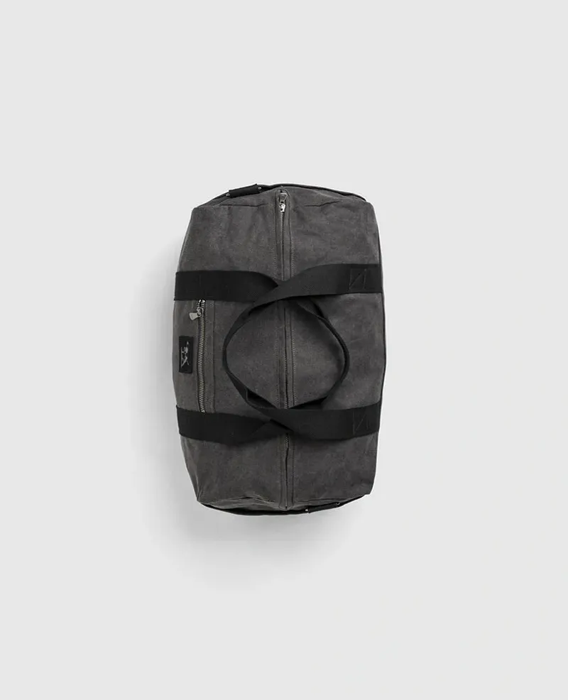 Rodd and Gunn Foxton Duffle Bag in Charcoal/Onyx-1