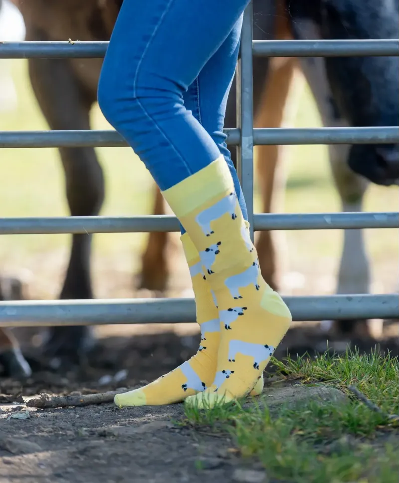 Country Moos British White Cow Crew Socks 3.5-6-1