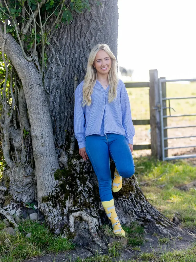 Country Moos British White Cow Crew Socks 7-11-3