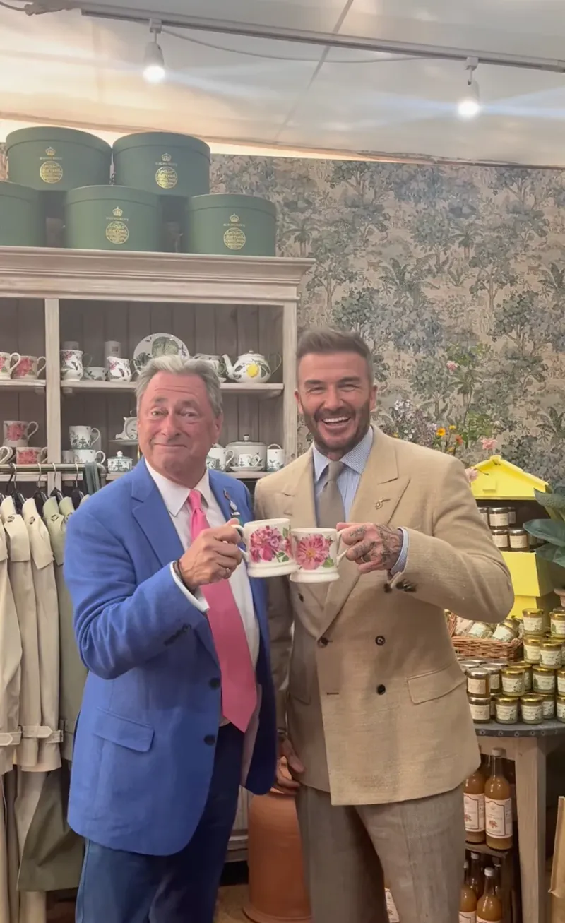 Emma Bridgewater David Austin The King's Rose 1/2 Pint Mug in Pink-5