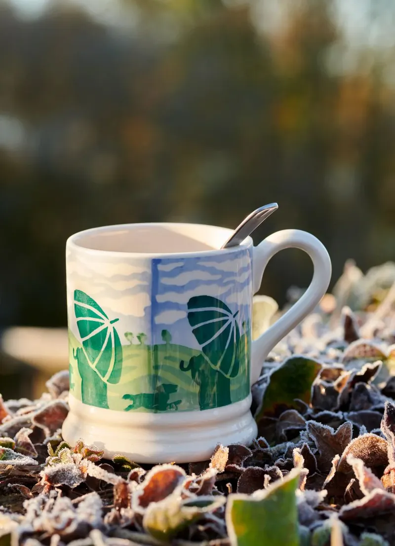 Emma Bridgewater Rainy Dog Walks 1/2 Pint Mug-4