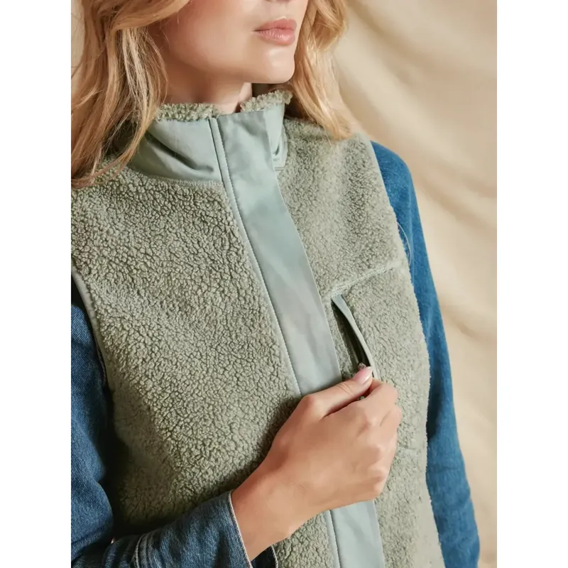 Fairfax and Favor Agnes Fleece Gilet in Pistachio-3