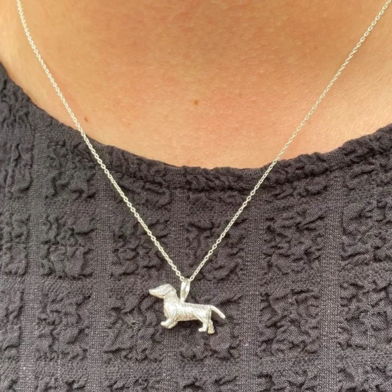 Reeves and Reeves Fergus Dachshund Necklace in Silver-2