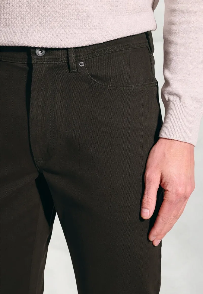 Brook Taverner Regular Fit Fredericks 5 Pocket Italian Twill Stretch Cotton Trousers in Khaki-1