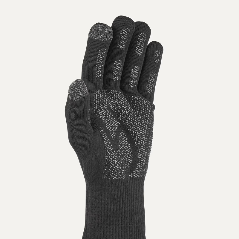 Sealskinz Anmer Waterproof all weather Ultra Grip Knitted Glove Black-1