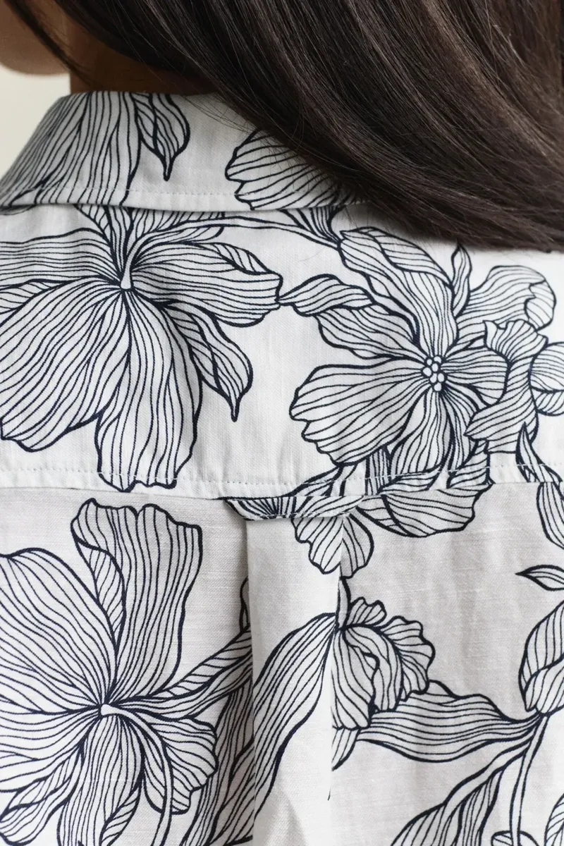 Gant Reg Floral Print Linen Shirt in Evening Blue-3