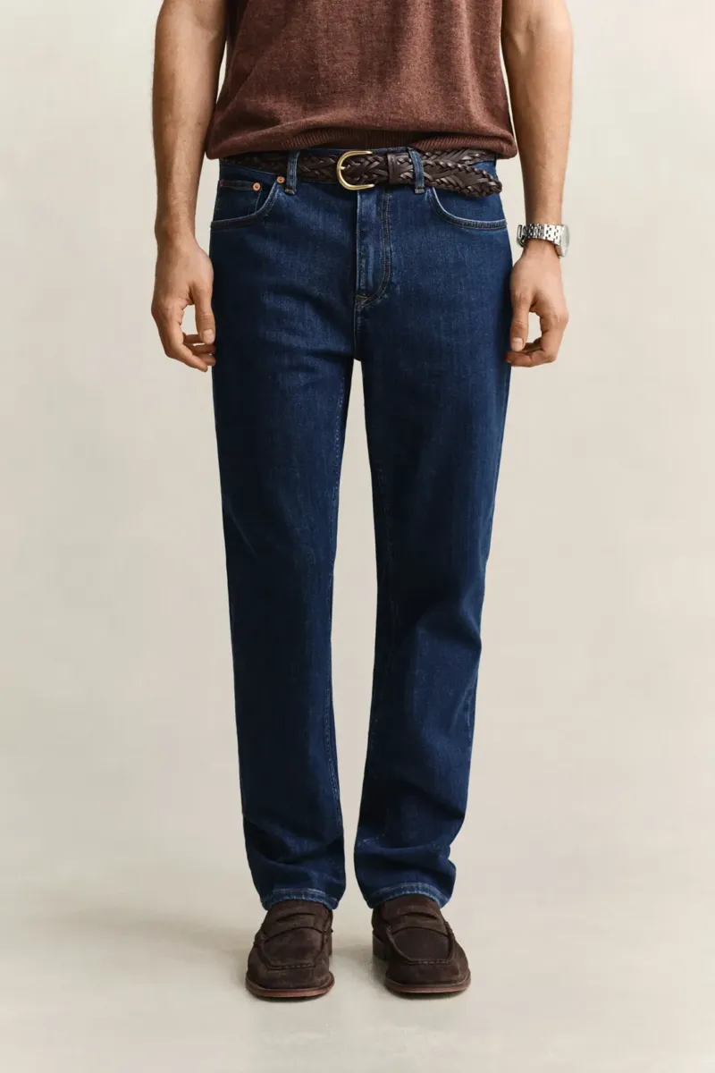 Gant Regular Clean Wash Jeans in Mid Blue-3