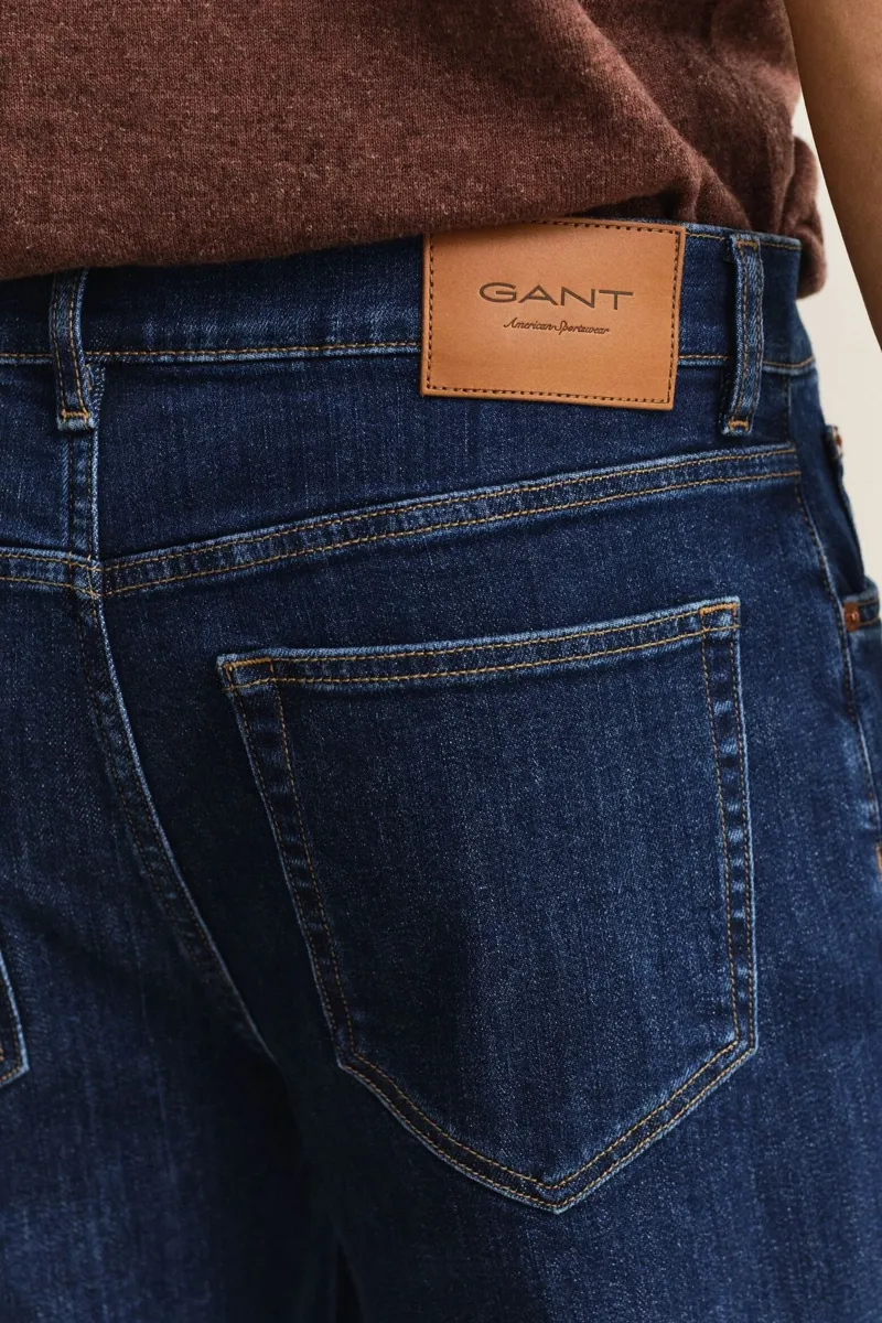 Gant Regular Clean Wash Jeans in Mid Blue-5