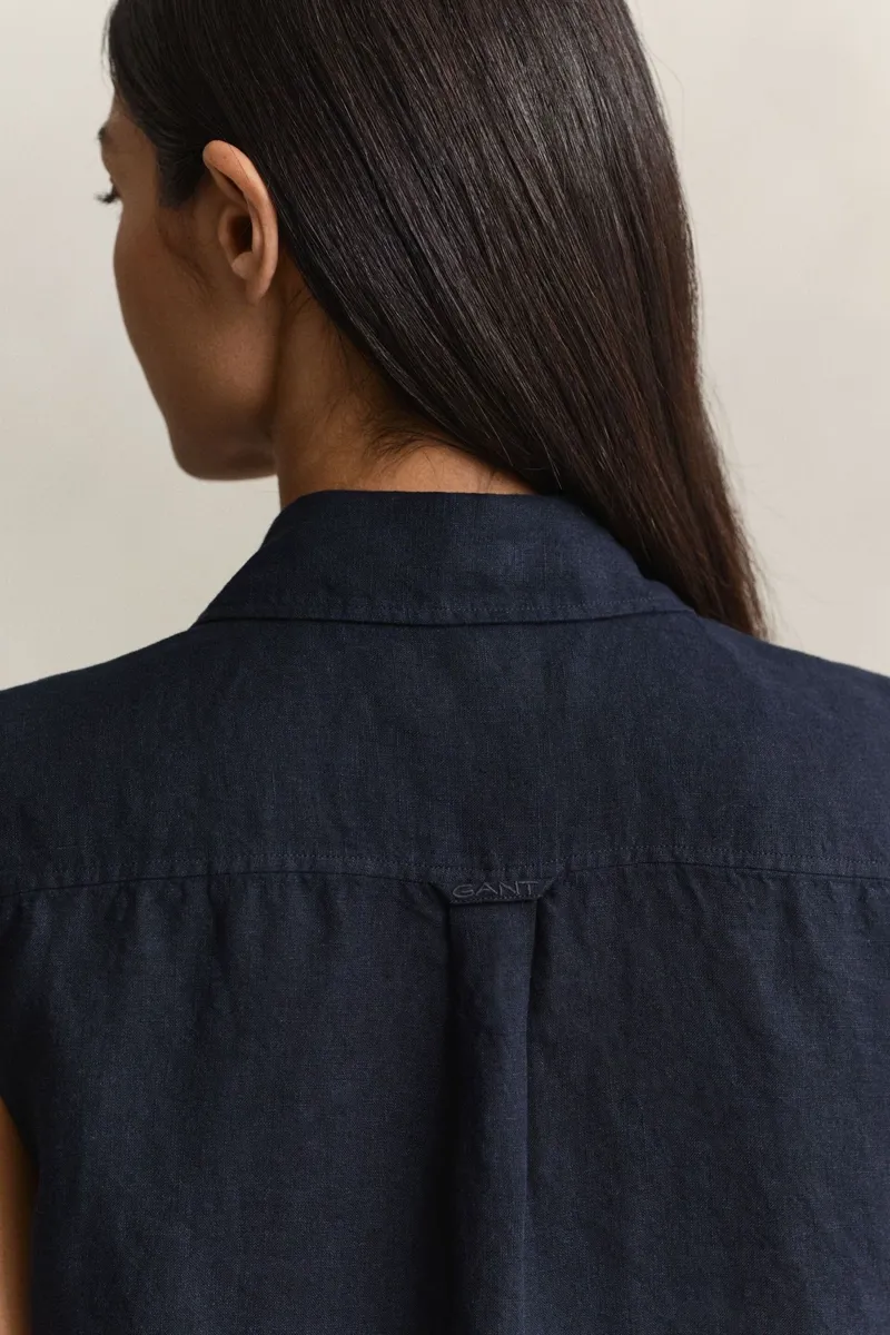 Gant Sleeveless Linen Shirt in Black-4