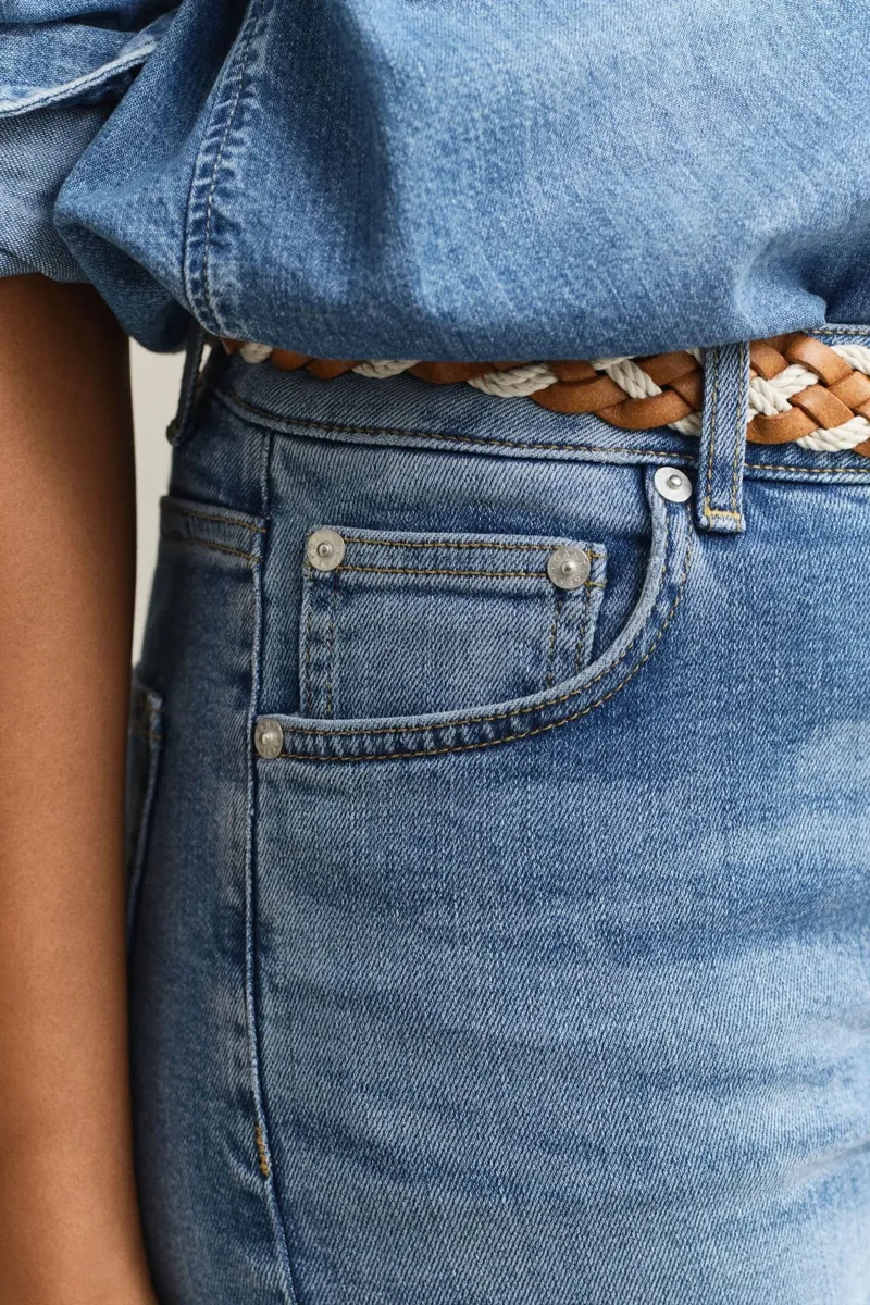 Gant Slim Flare Stretch Jeans in Semi Light Blue Broken In-4