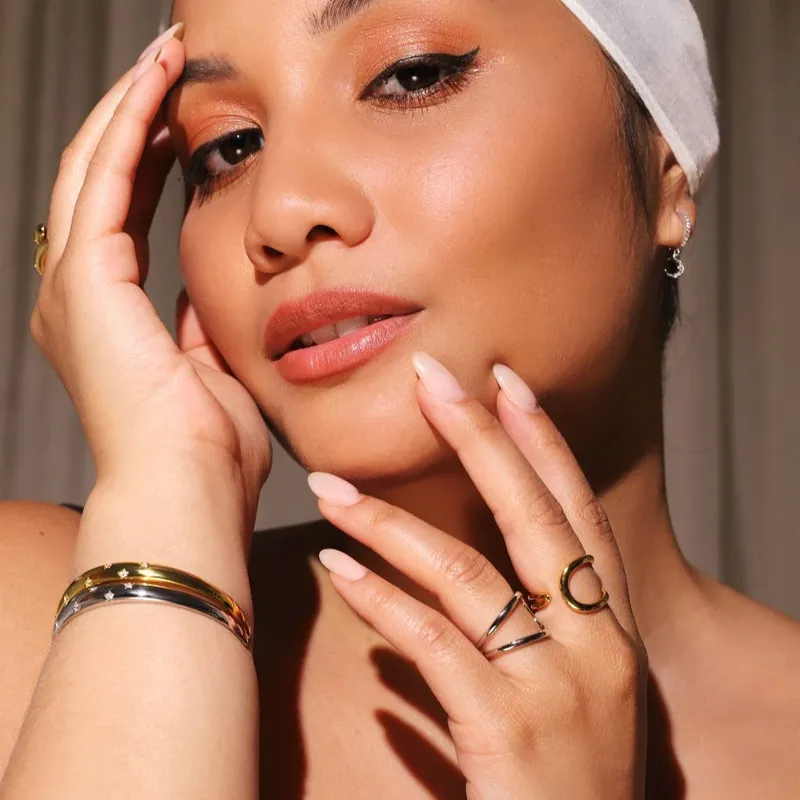 Gold Trip Starry Night Bangle 6.5inch in Gold-5