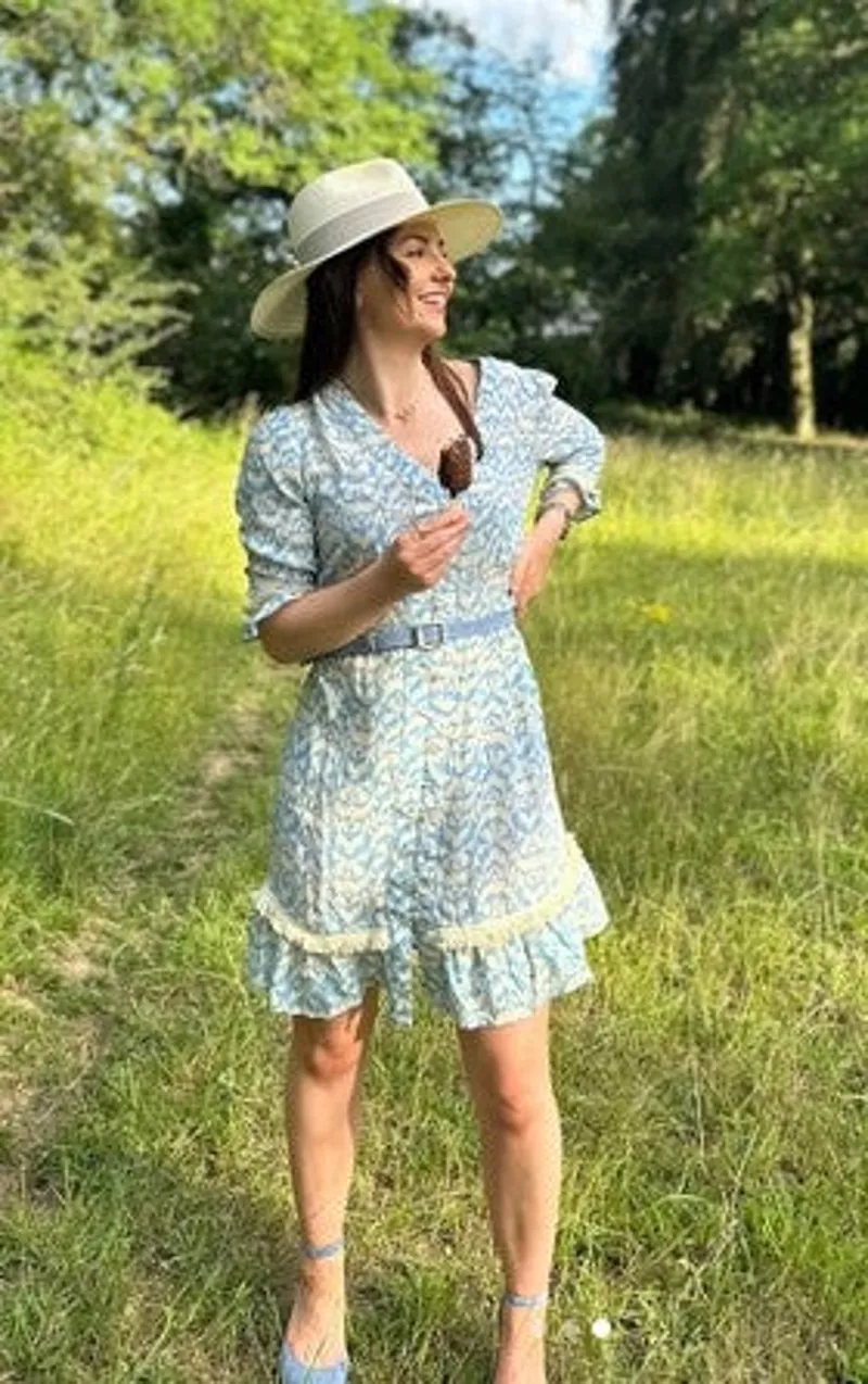 Guinea Izzy Summer Dress in Pale Blue and Cream-5