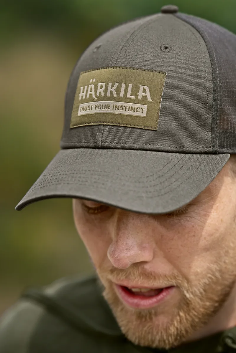 Harkila Logo Cap in Grape Leaf-1