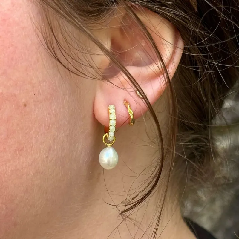 Reeves and Reeves Harmony Huggies Earrings in Gold-1