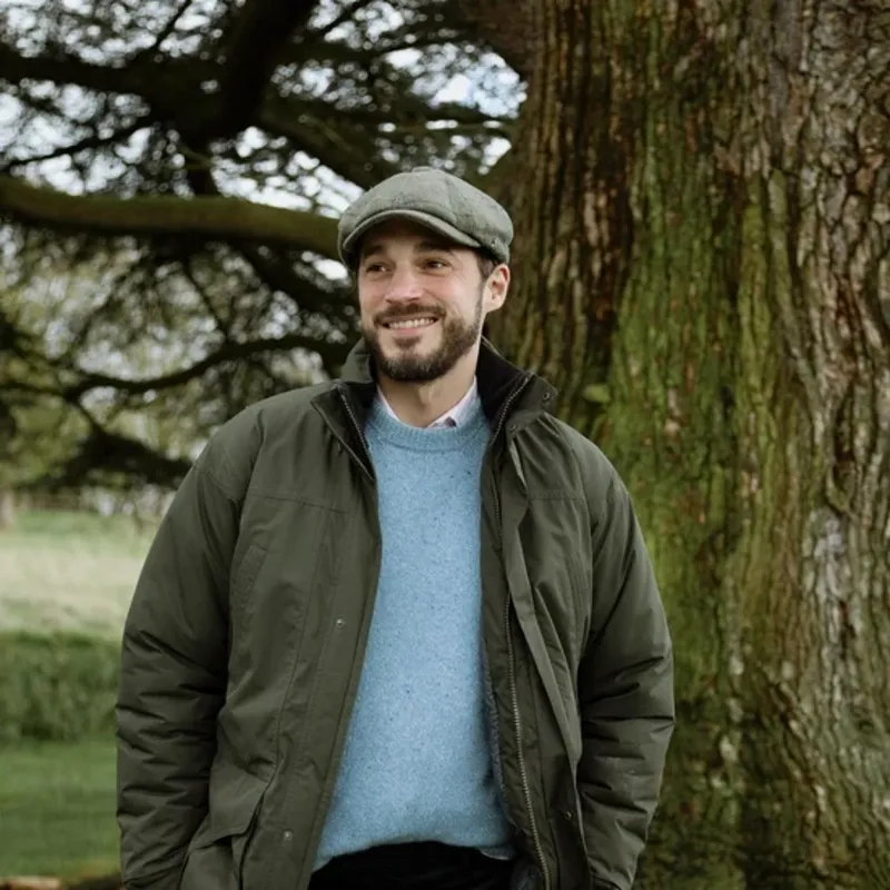 Hicks and Brown Felsham Tweed Baker Boy Cap in Green-1