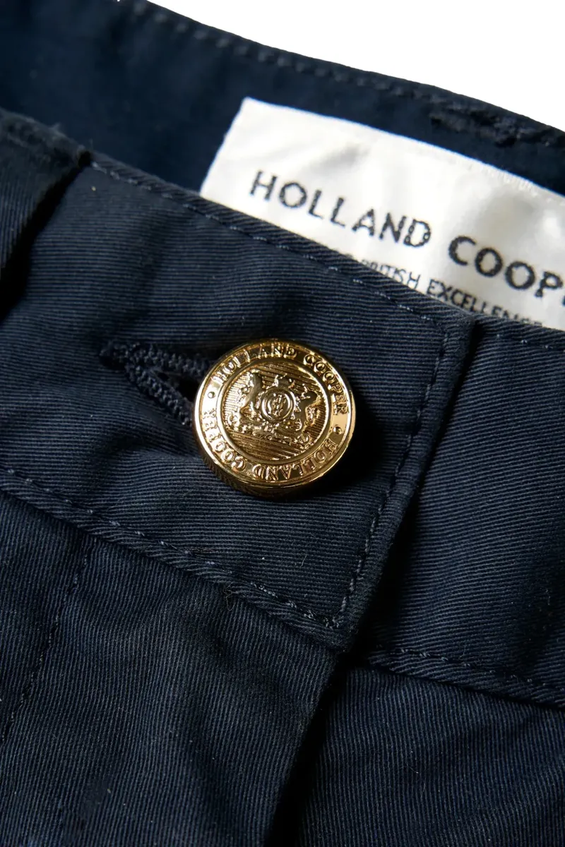 Holland Cooper Classic Chino Short in Ink Navy-6
