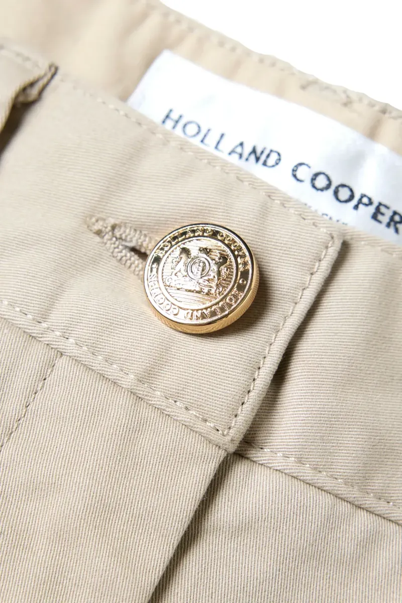 Holland Cooper Classic Chino Short in Light Stone-6