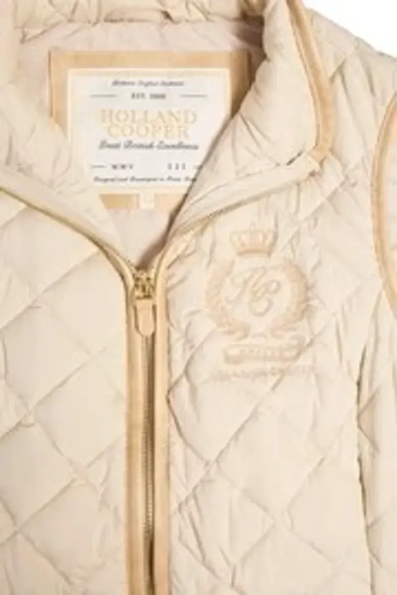 Holland Cooper Lightweight Country Gilet in Barley-2