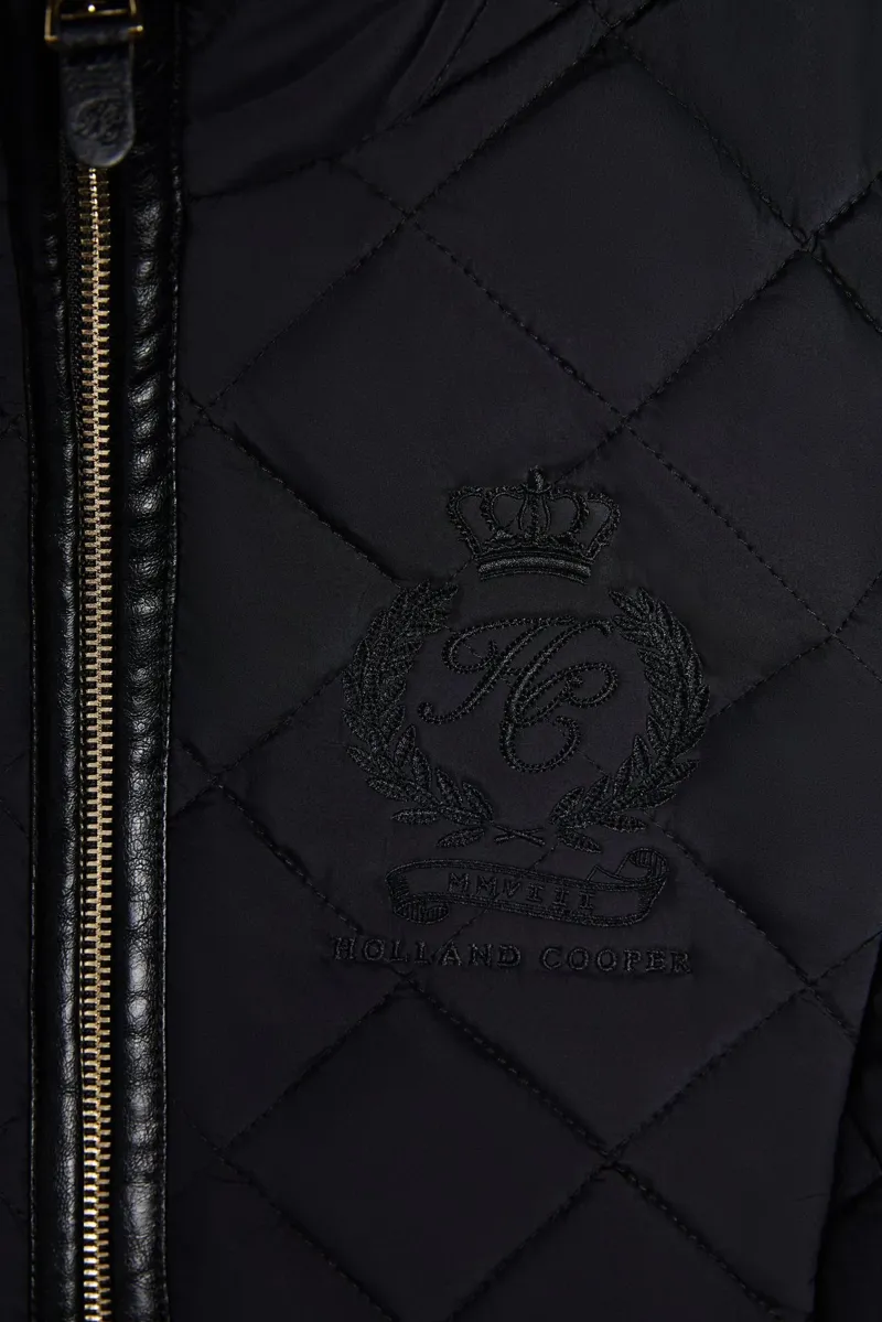 Holland Cooper Lightweight Country Gilet in Black-3