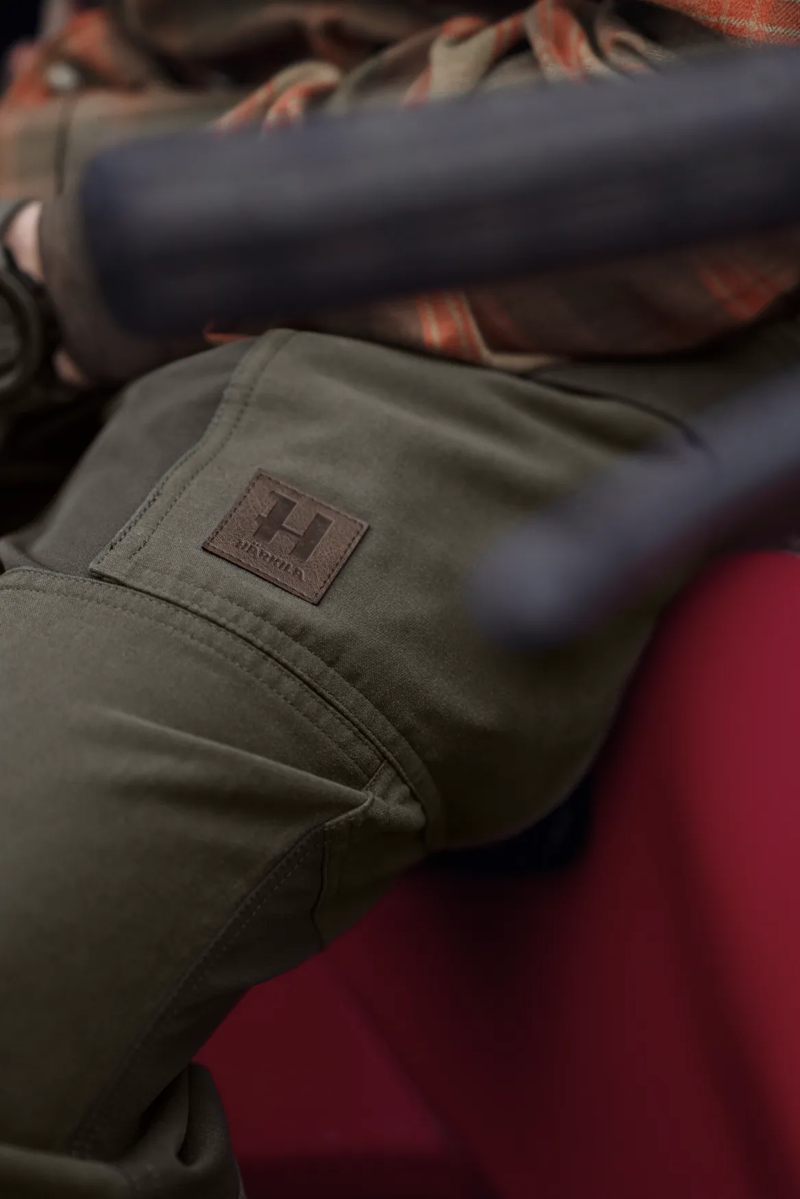 Harkila Hill Trousers in Black Olive/Forest Night-2