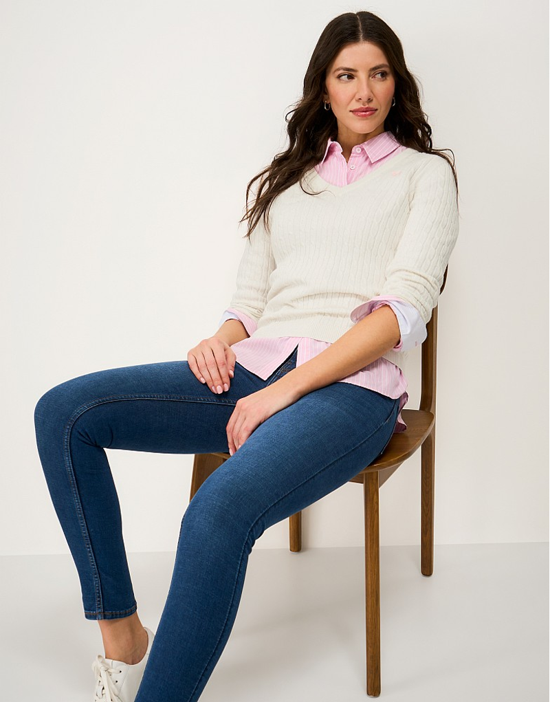 Crew Clothing Heritage Cable V Neck Jumper in White-2