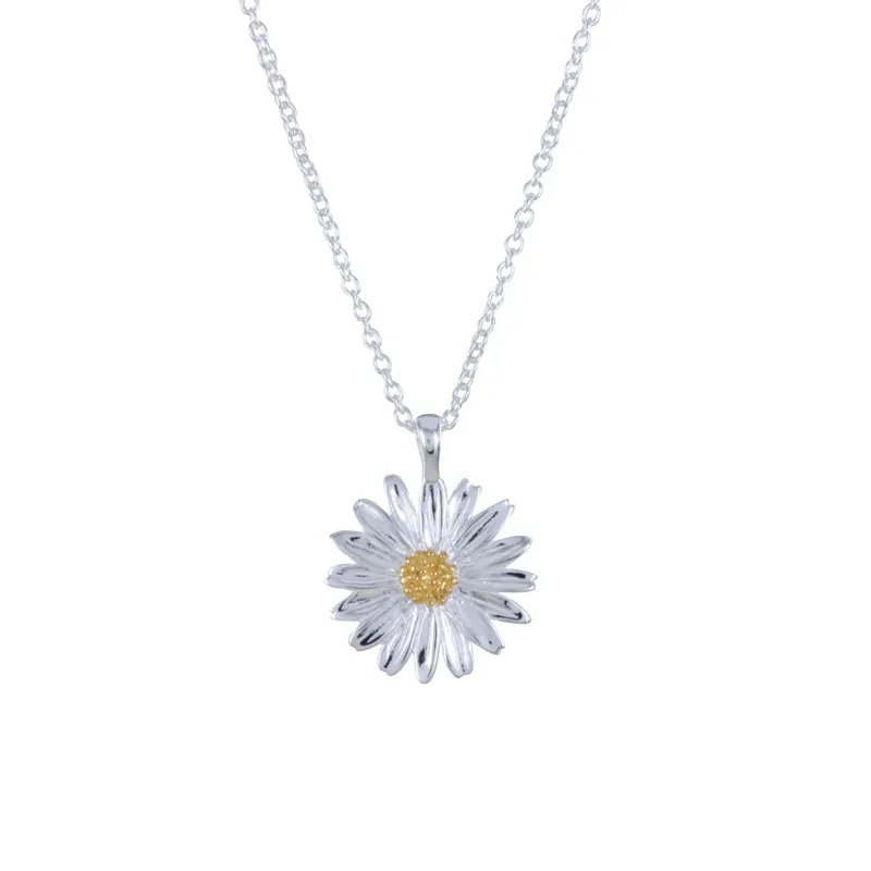 Reeves and Reeves Sterling Silver Daisy Necklace in Silver