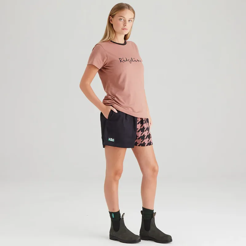 Ridgeline Signature Women's T-Shirt in Dusky Pink-3